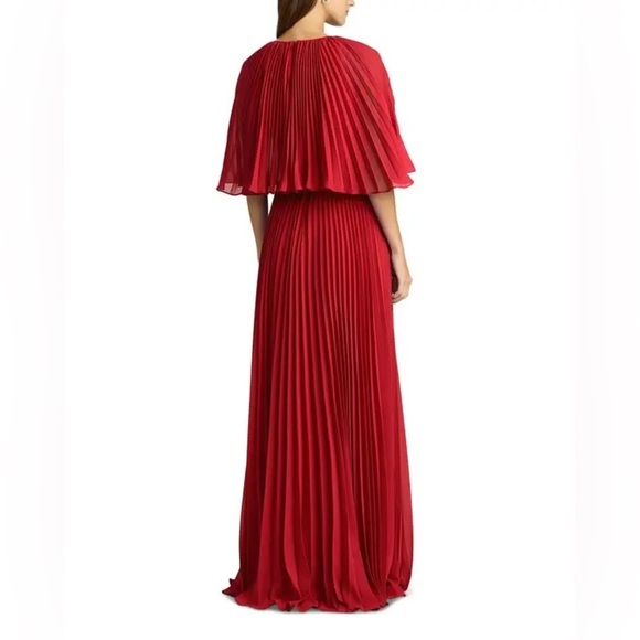 ZAC POSEN
Pleated Chiffon Cape Dress - Picture 8 of 16